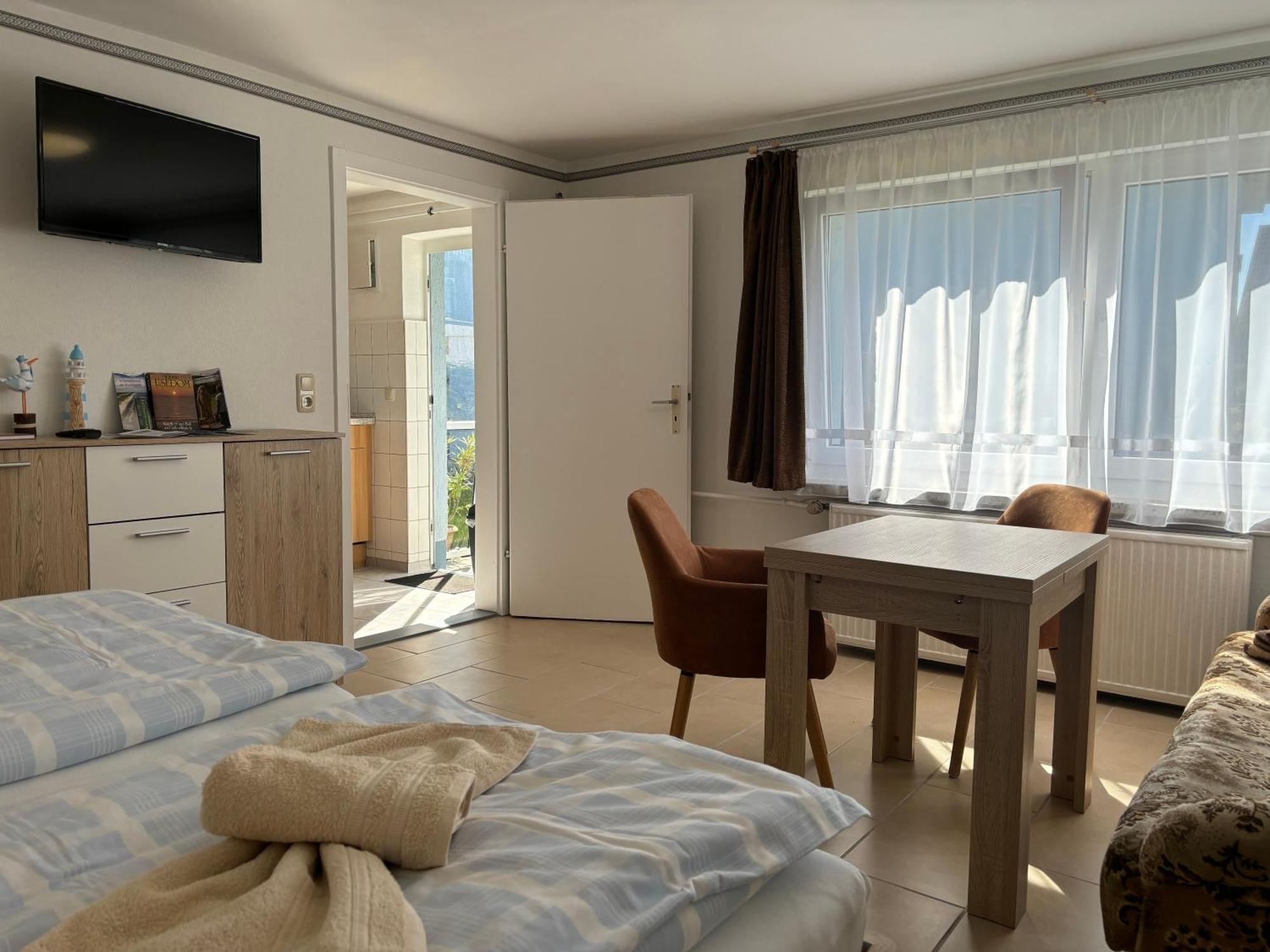 2 Ferienzimmer Inkl Fr & 1 Bungalow, Wlan, Garten, Grill Zinnowitz Ngoại thất bức ảnh